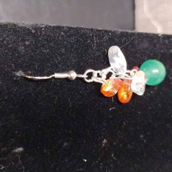 🦋🏵️🦋Holiday Earrings - Picture 4 of 7